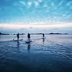 Les Pieds Dans L'eau Acces Direct A La ! グランビル