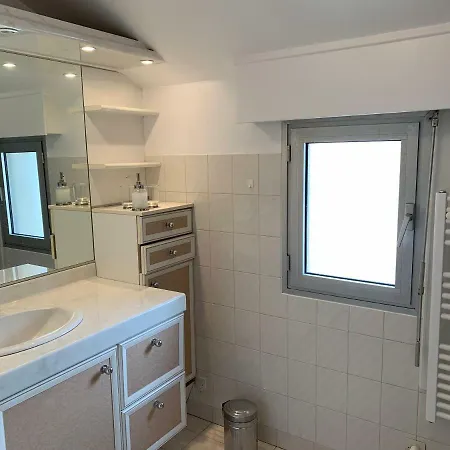 Apartment Les Pieds Dans L'eau Acces Direct A La ! *
