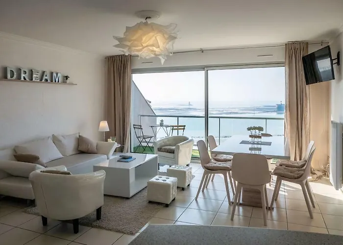 Les Pieds Dans L'eau Acces Direct A La !