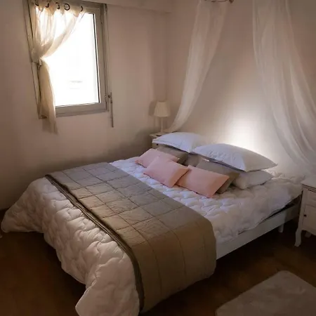 Les Pieds Dans L'eau Accès Direct à La ! Apartamento Granville