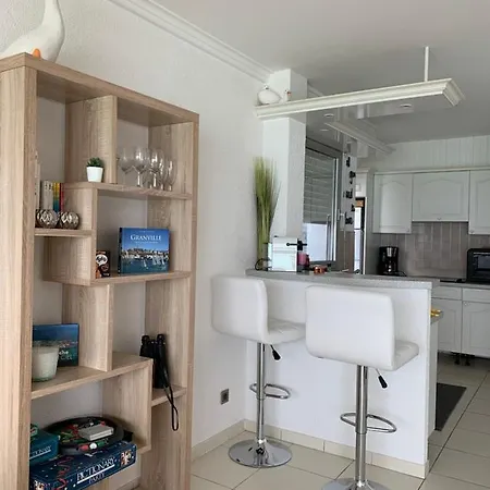 Les Pieds Dans L'eau Accès Direct à La !