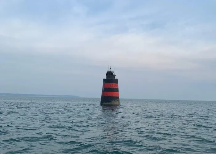 Les Pieds Dans L'eau Acces Direct A La !