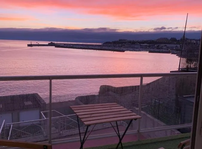 Apartment Les Pieds Dans L'eau Acces Direct A La !