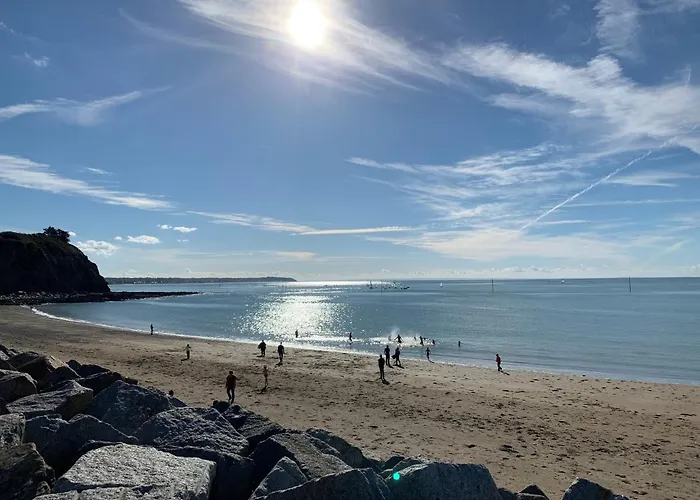 Les Pieds Dans L'eau Accès Direct à La !